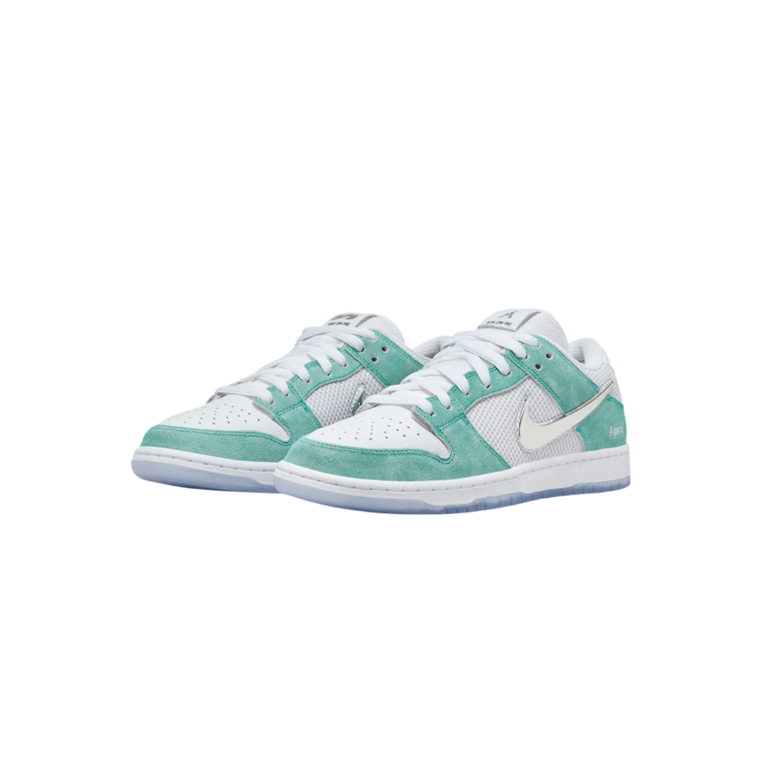 Nike SB Dunk Low "April Skateboards"