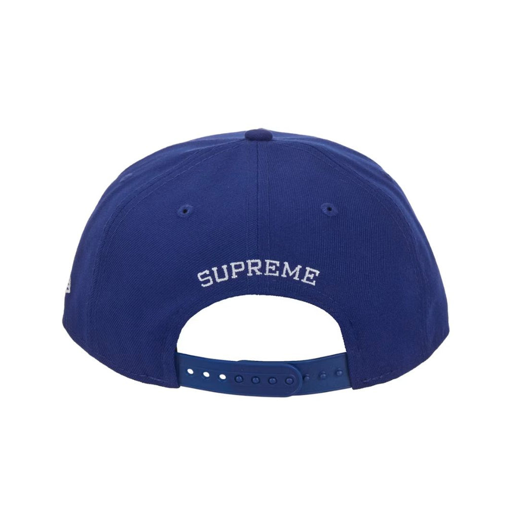 Supreme Gothic Outline